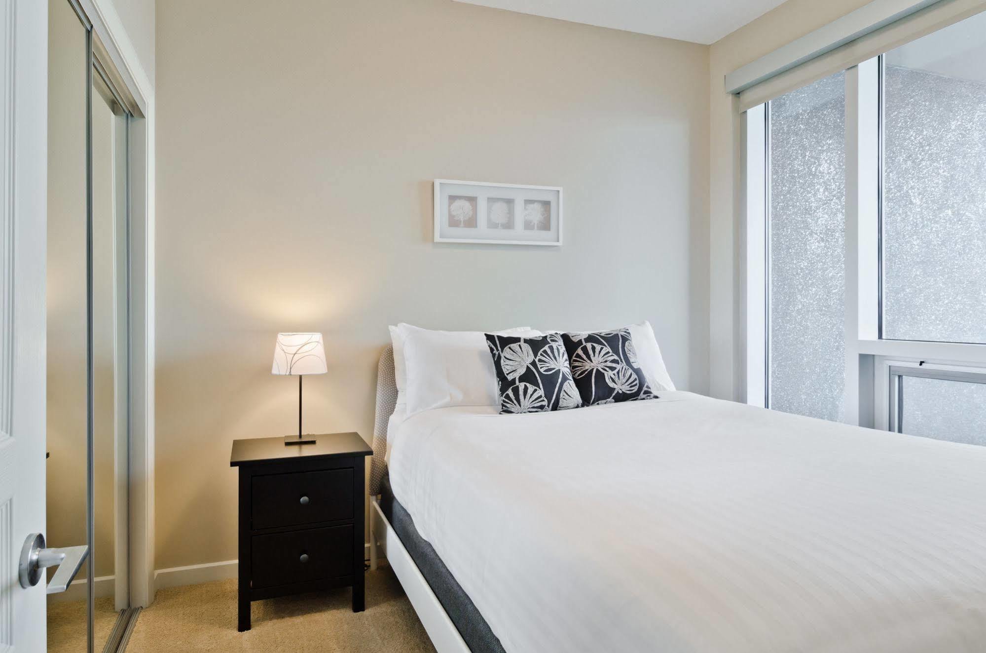 Executive Suites By Roseman - Alura YYC Exteriör bild